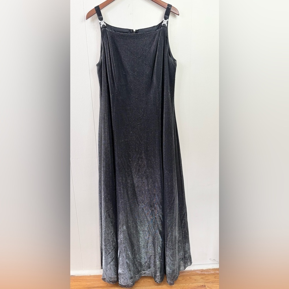 Betsy & Adam black shimmer embellished long evening gown silver ombré 16W